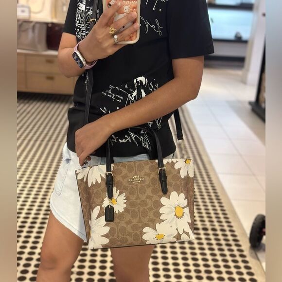 NWT Coach Mollie Tote Bag 25 In Signature Canvas With‎ Floral Print - Picture 7 of 7